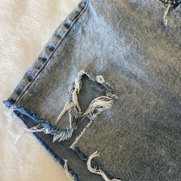 Boyish Blue Distressed Jean Shorts - Picture 3 of 11